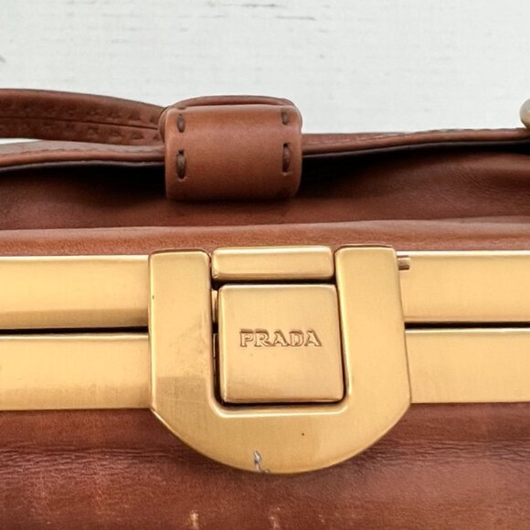 Prada Brown Doctors Bag  / VIBE - Picture 9 of 13
